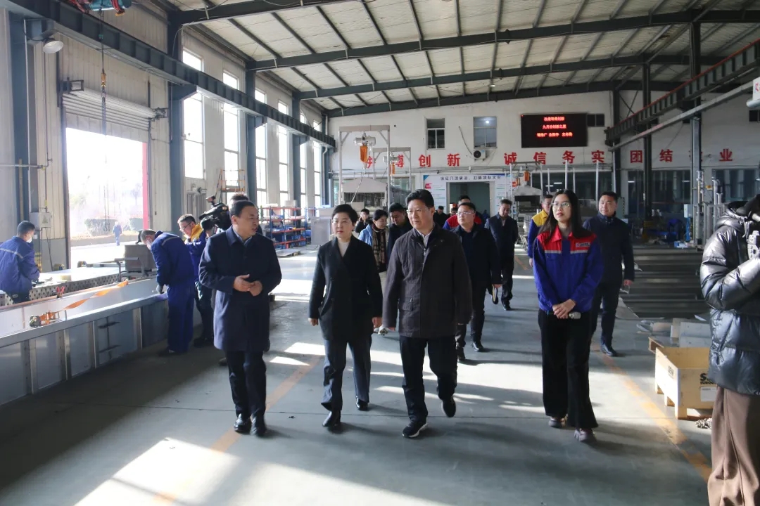 市政協黨組書記、主席孟慶斌一行赴銳智智能開展調研指導工作