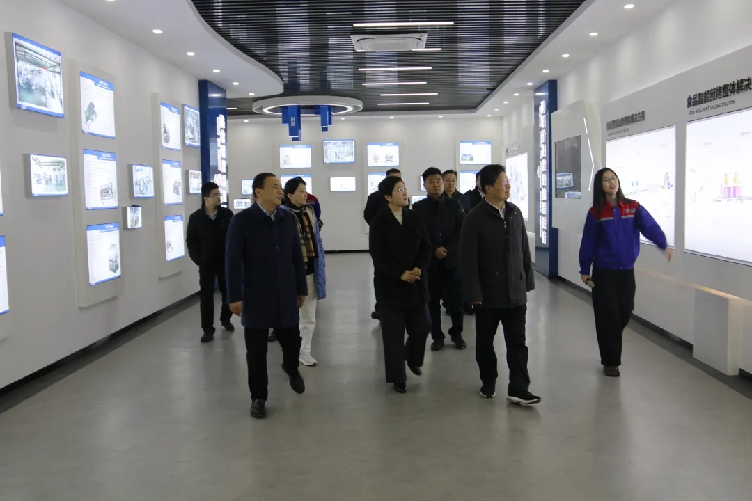 市政協(xié)黨組書(shū)記、主席孟慶斌一行赴銳智智能開(kāi)展調(diào)研指導(dǎo)工作